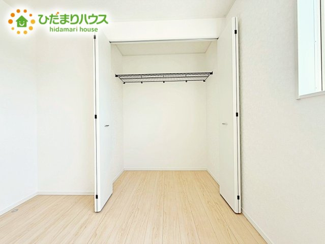 お洋服の多い女性に人気！収納力の高いクローゼット付☆彡