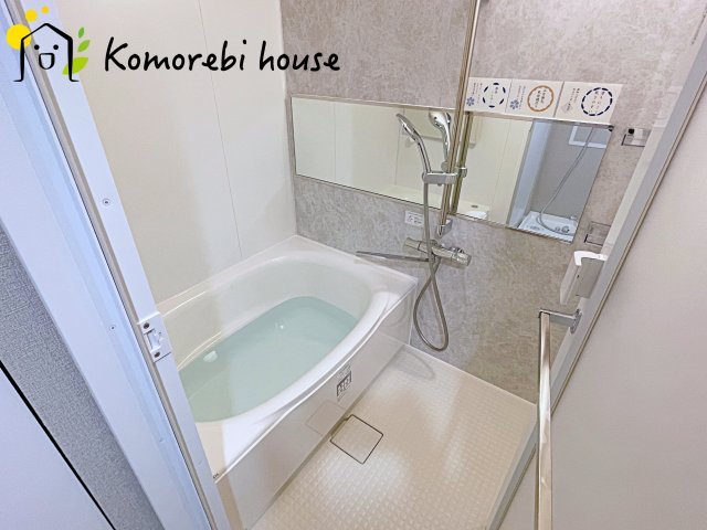 ゆったり過ごせるお風呂です