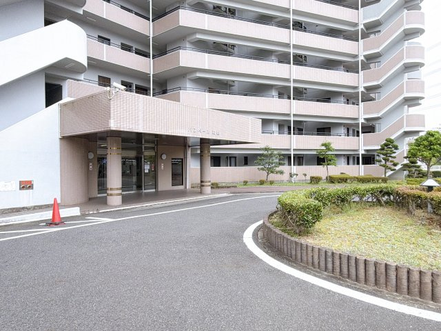 マンションエントランス