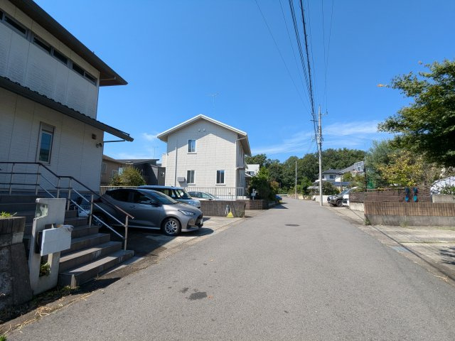 大型分譲地のため、道路は6ｍ確保できています