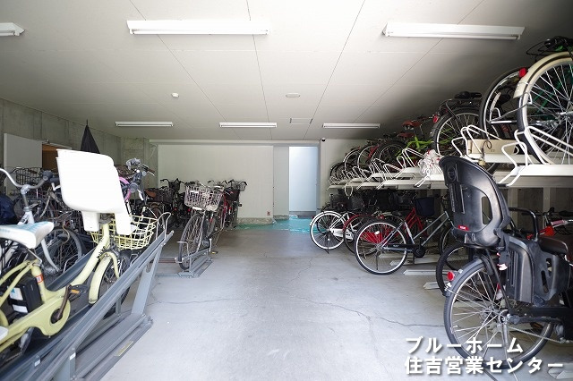 敷地内にある駐輪場です！