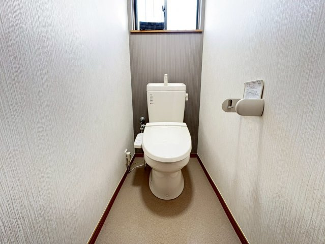 トイレは1階・2階にそれぞれあり便利です。