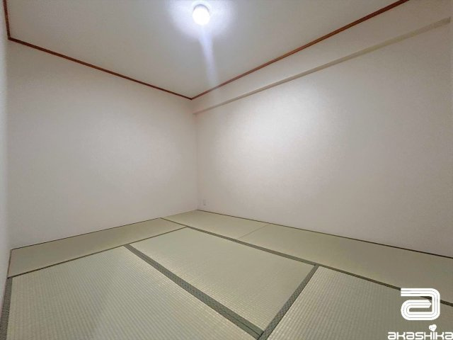 畳のぬくもりが心地よい、くつろぎの和空間。