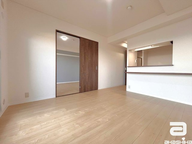 家族や友人が集う、楽しいひと時を過ごせる空間です。