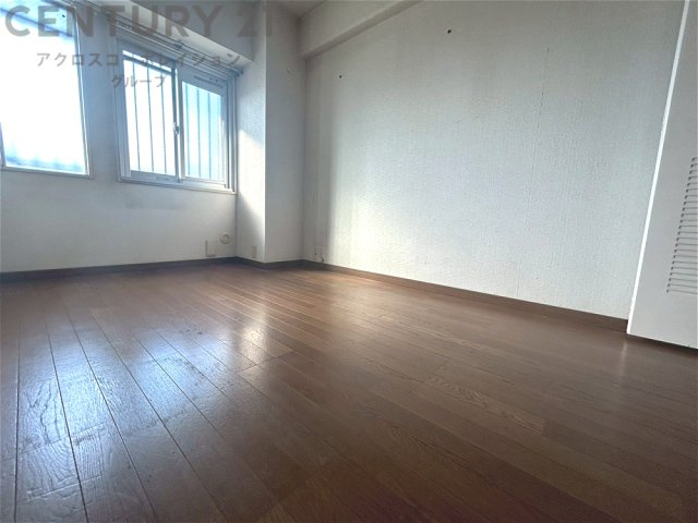 創造性や成長を促す遊びの空間を提供。学習や趣味に集中できる環境を整えます。個別のプライベートスペースは自己表現と自立心を育み、心地よい睡眠環境を整えリラックスできる場所を提供。