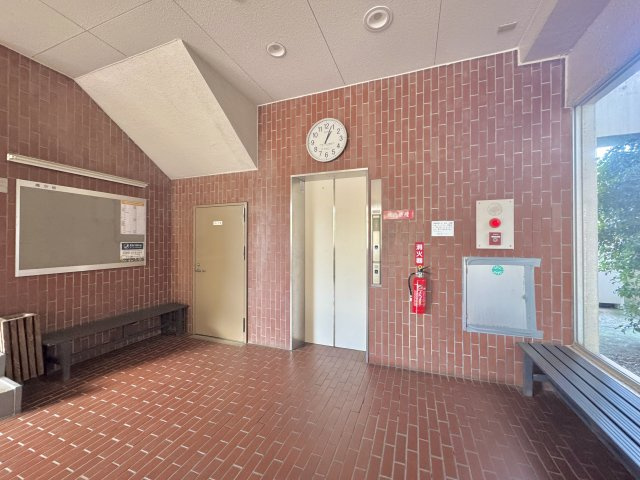 共用部分（エレベーター）の写真でございます。
