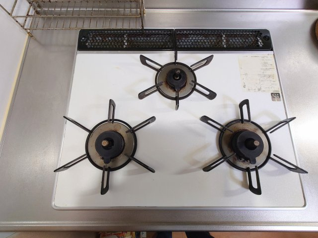 毎日のお料理を支える3口コンロ