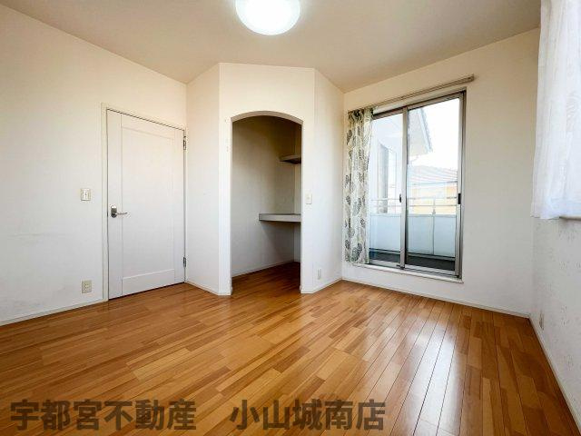 洋室（南西側）6.2帖