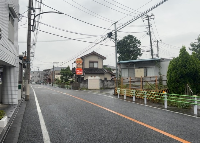 眺望を気にして物件を探す場合、前面に建物が建っていないか現地で確認しましょう！前面に建物があると景色はもちろん、日当たりや風通しにも影響が出てきます。住んだ時のことを想像しながら現地見学をしましょう。