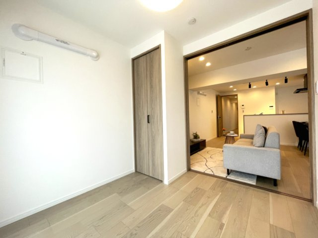 シンプルな洋室は、幅広い用途でお使いいただけます。　