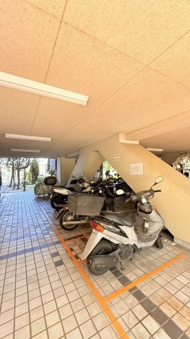 バイク置き場