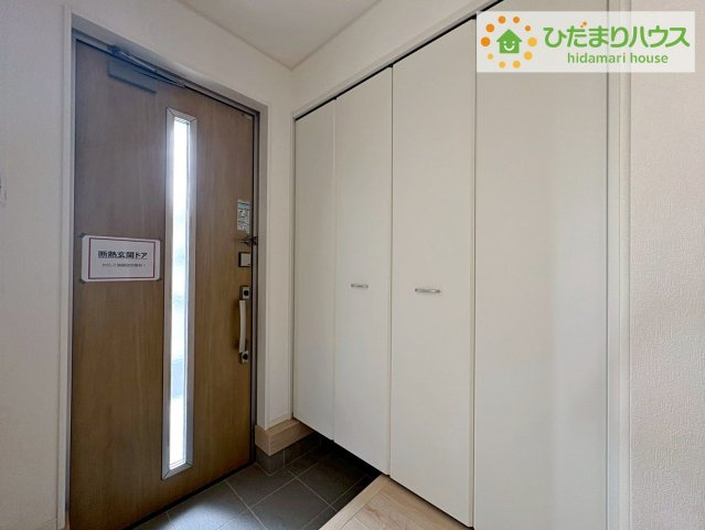 使い勝手の良い大きなシューズボックス☆乱雑になりがちな玄関をスッキリ見せてくれます！