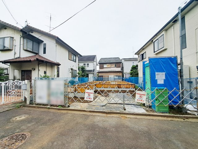 2台駐車できセカンドカーをお持ちの方やお車での来客の多い方も安心。(車種により異なります。)