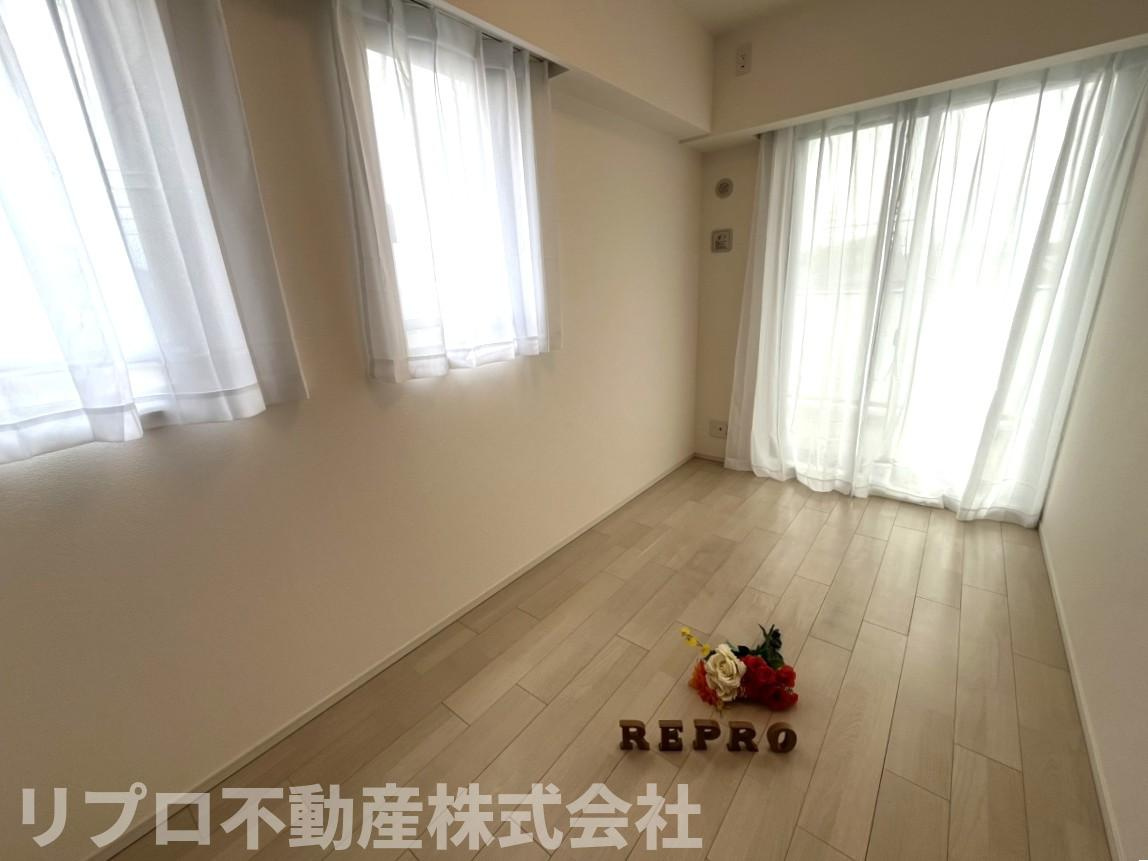 洋室5．0帖は二面採光が取れます。
