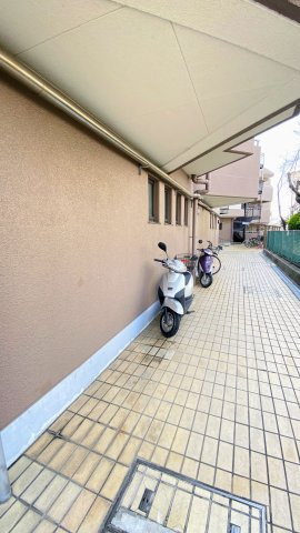 バイク置き場