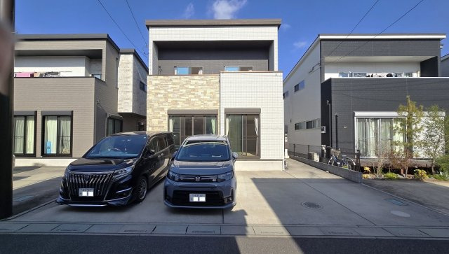 外観：311002237325