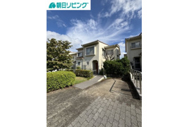 タウンハウス鶴牧4の外観