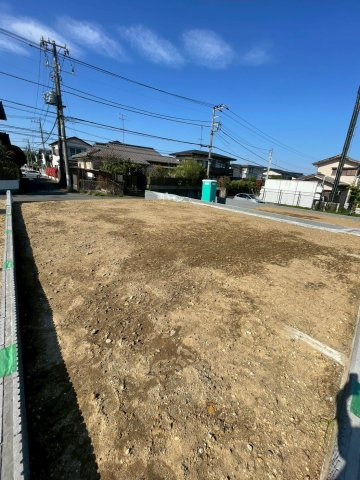 北西側公道に4.5ｍ面しています