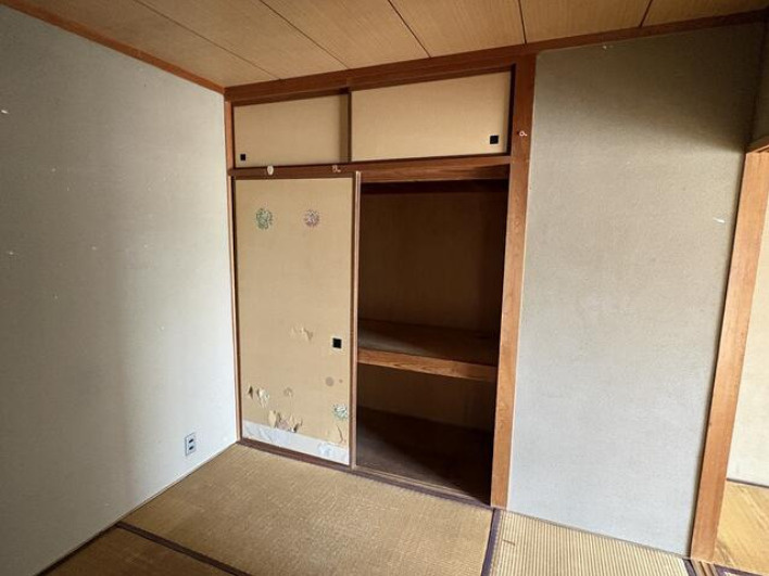 個室は和室（6帖・4.5帖）と洋室（5帖）があります☆