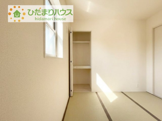 和室にも大容量のクローゼット完備！　お布団やお子様のおもちゃなどがスッキリ収納できますね(^^♪