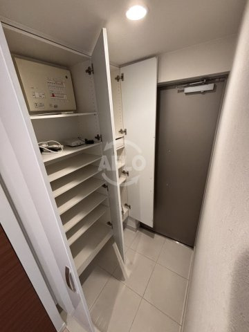 ウェリスリビオ平野　玄関収納