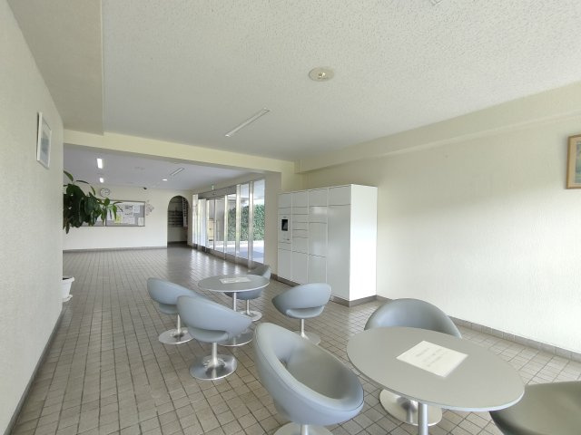 【ロビー】