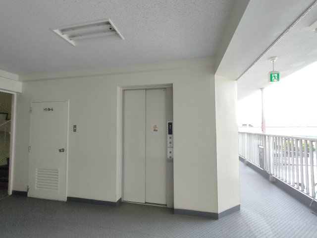 【エレベーター】