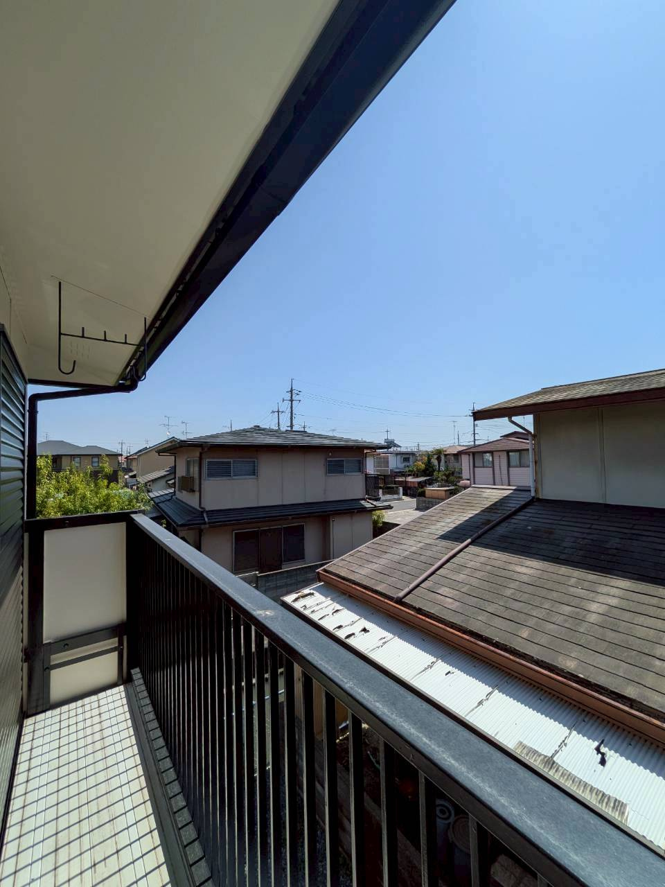 南向きのバルコニーで日当たり良好につき　洗濯物も良く乾きますね