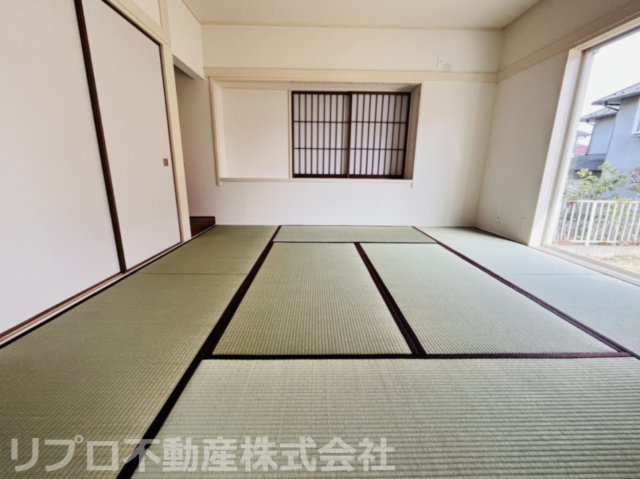 1階8．0帖和室は収納もたっぷりあります　