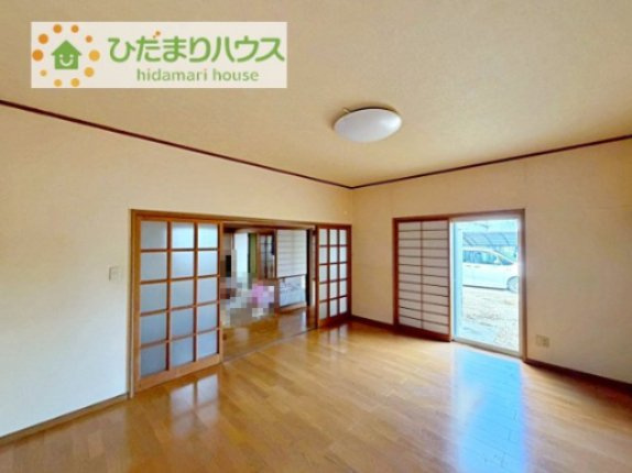 庭にも面しているので、室内から庭を見渡せます(*´ω｀)