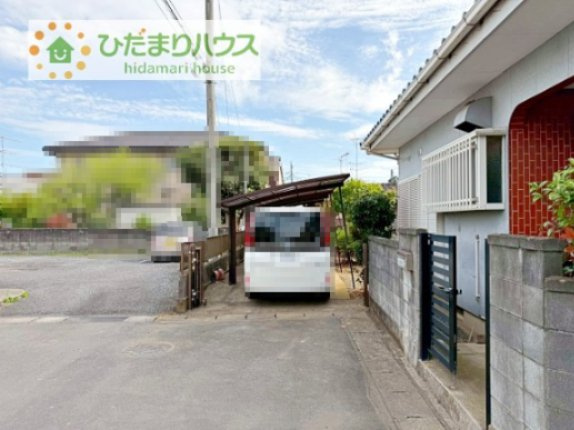 駐車場2台分完備！カーポート付きです(^^♪