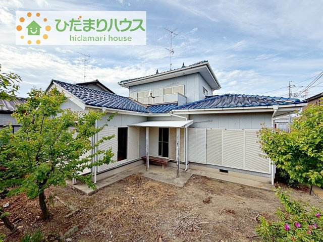 雨戸も付いていて安心ですね！