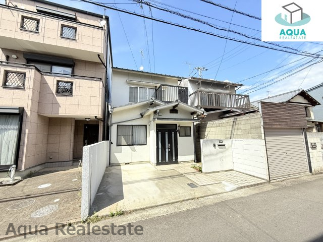 前面道路含む現地写真です