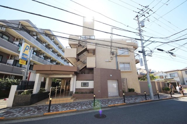 1階部分につき階下への音を気にせずお住まいいただけます