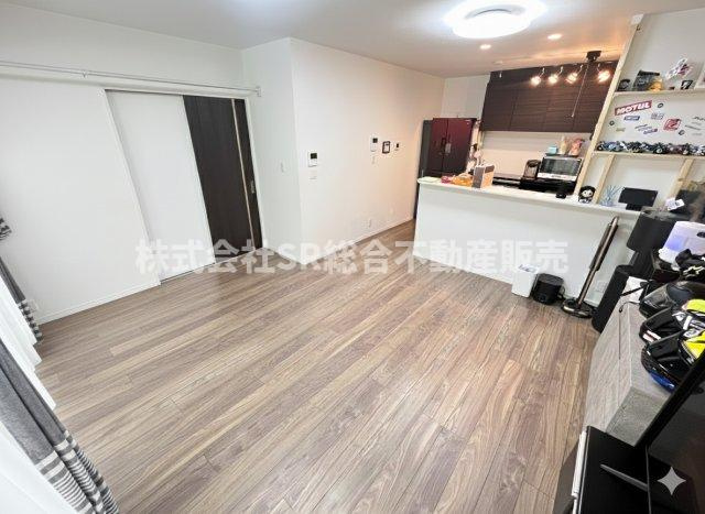 15.3帖のゆったりとしたリビングで家族団らんの時間をお過ごしください！