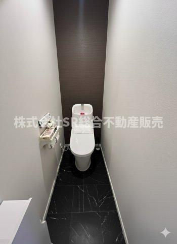 温水洗浄便座もございます♪