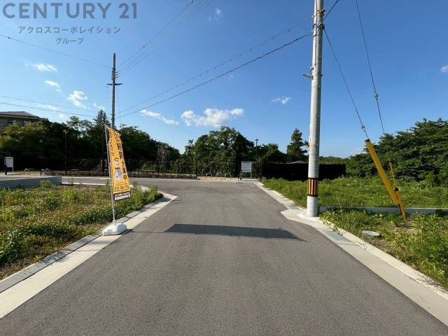 清和台小学校が徒歩5分と近くにあり、通学面で安心感があります。