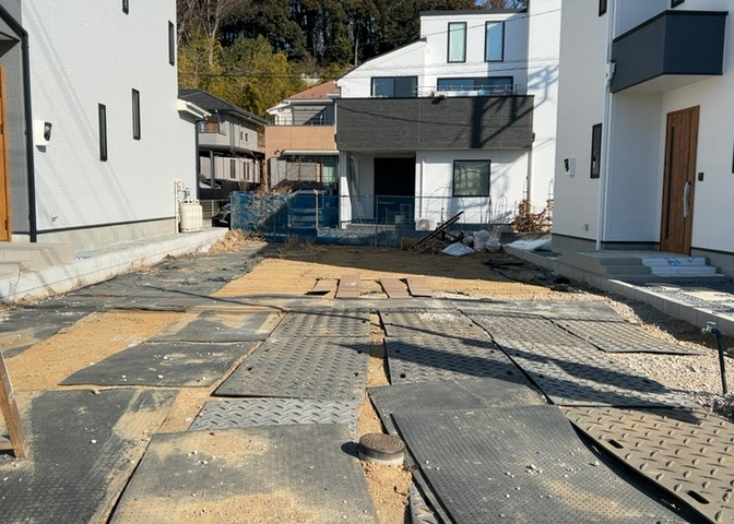 土地探しをしていると都市計画区域という言葉を目にすると思います。法律によって、都道府県知事や国土交通大臣が指定するエリアのことを指しており、都市計画区域は市街化区域と市街化調整区域に分けられています。