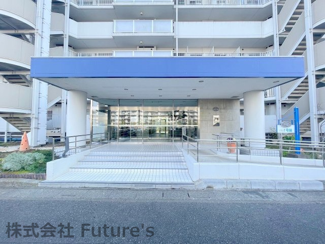 マンションエントランス