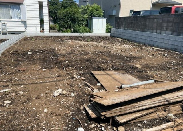 土地探しをしていると都市計画区域という言葉を目にすると思います。法律によって、都道府県知事や国土交通大臣が指定するエリアのことを指しており、都市計画区域は市街化区域と市街化調整区域に分けられています。