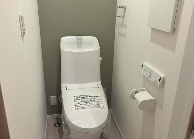庭があることでガーデニングや家庭菜園はもちろん、こどもの遊び場やペットを放して遊ぶことができます。また、家の周囲に余裕があるということです。隣地との間があれば、十分な日当たりと、風通しが確保できます。