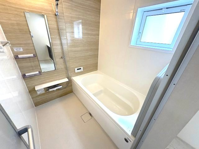 施工例。浴室です。施工例は完成時と異なる場合があります。
