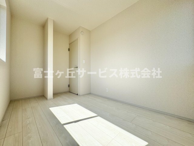 使いやすい洋室です