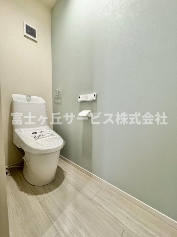 1Fトイレです　2Fにも同タイプのトイレがあります