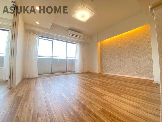 ご家族の時間を長く過ごすリビング。現地でしかわからない情報もあるので是非一度ご見学下さい。