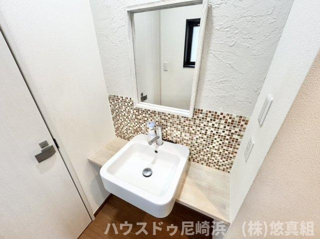 ■2階洗面所（1階にもございます）2箇所にある為、来客時や忙しい朝の身支度も混雑を避けれます♪