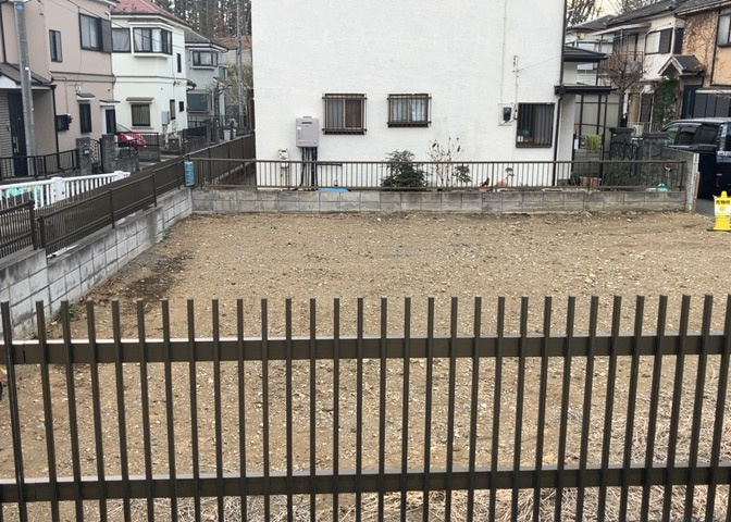 土地探しをしていると都市計画区域という言葉を目にすると思います。法律によって、都道府県知事や国土交通大臣が指定するエリアのことを指しており、都市計画区域は市街化区域と市街化調整区域に分けられています。