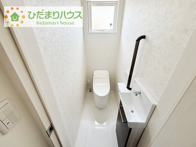トイレは1F、2F共に完備！取り合いになることがありませんね(^^)/