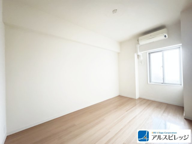 洋室6.6帖