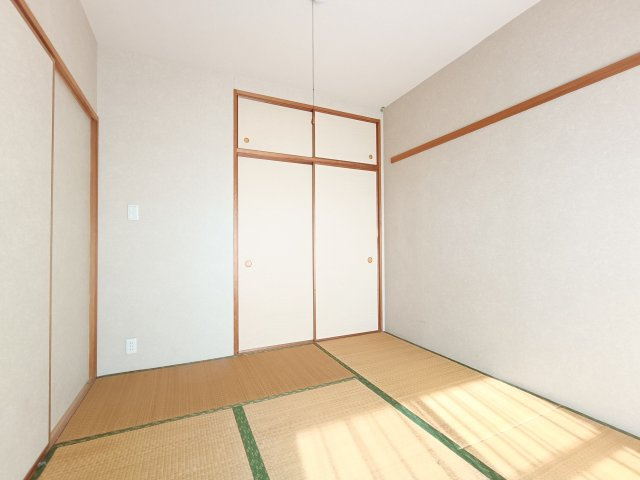 【和室　約6.0帖】